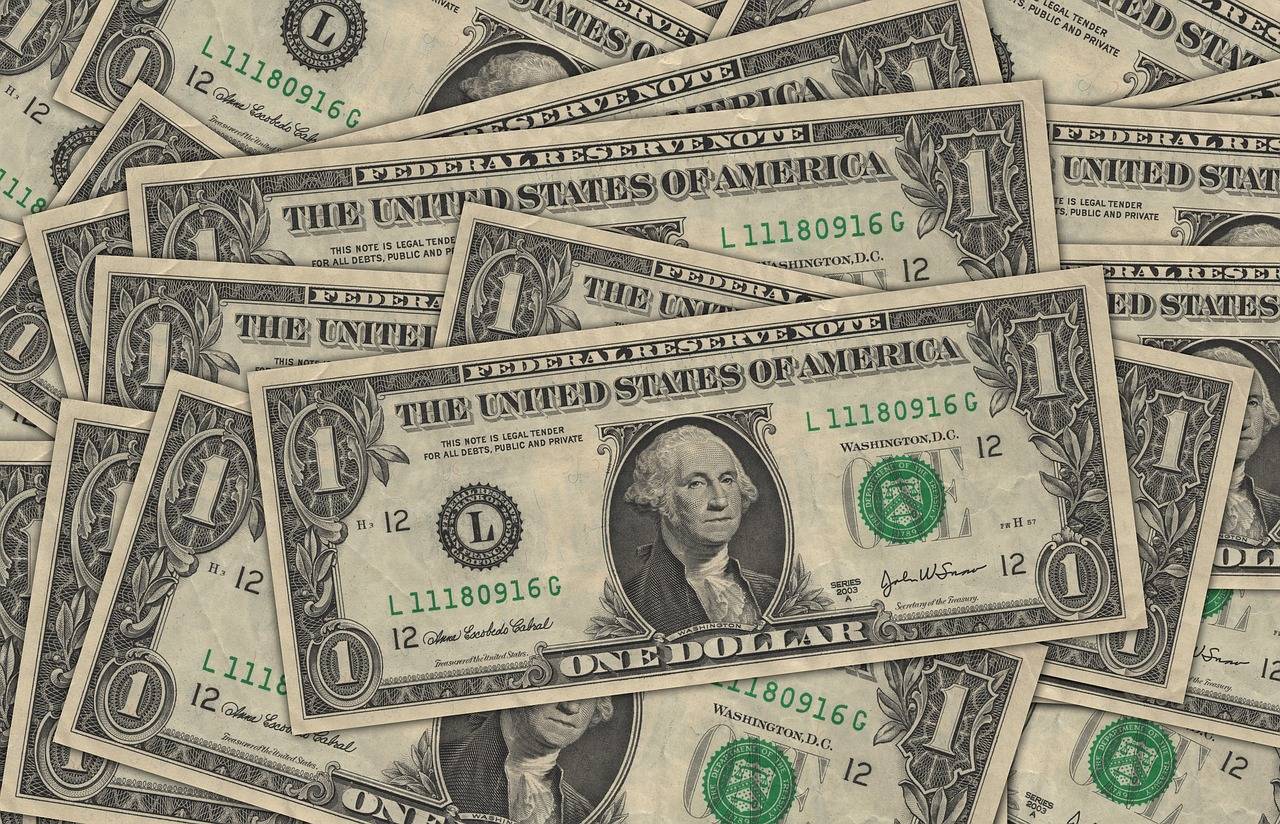 بعد عودة البنوك.. سعر الدولار أمام الجنيه والعملات العربية والأجنبية اليوم الأحد 17 نوفمبر 2024