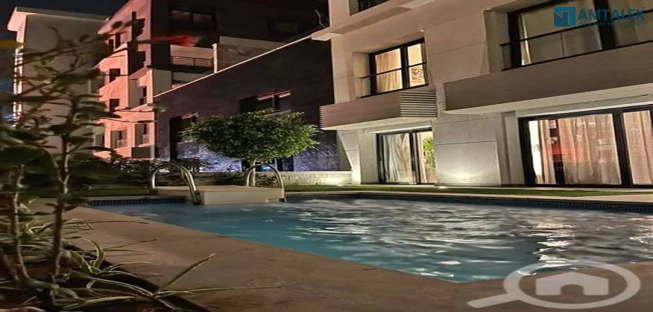 villa for sale front of palm hills new cairo with 5% down payment , installments over 9 years