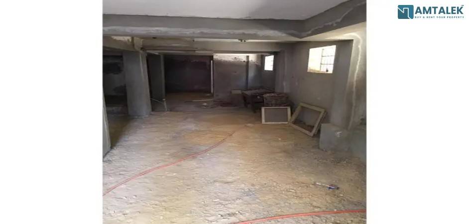 Retail 160m prime location in Street 9 | Maadi