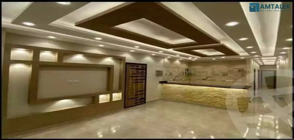 Apartment for sale in the Sharq neighborhood, near the sea, near Al-Jarash, directly overlooking the sea, excellent location