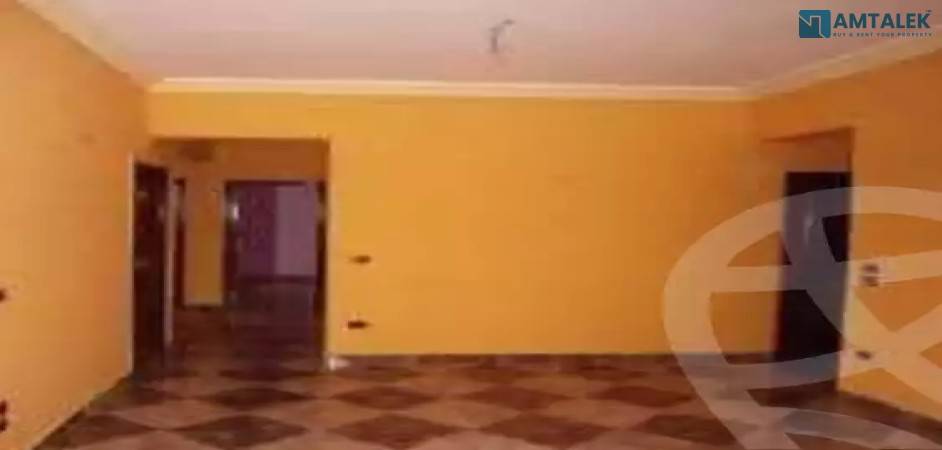 Apartment for rent, third floor, upper floor. Super Luxe finishing, Aswan