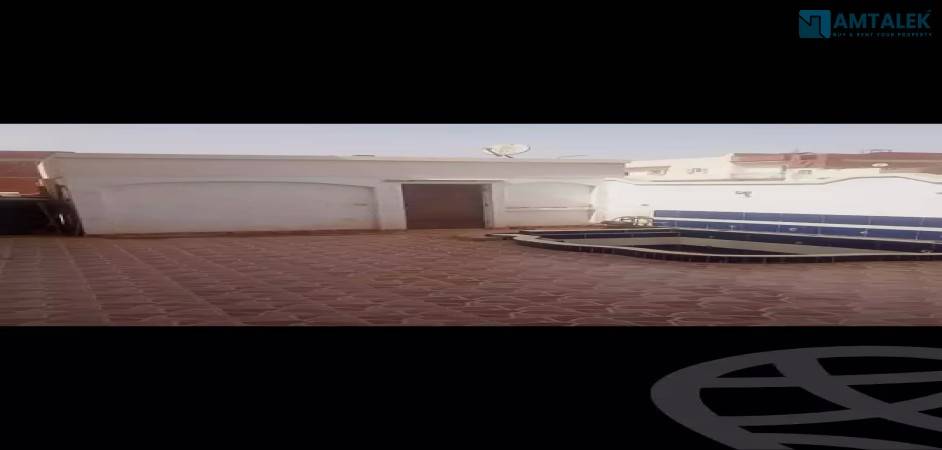 There are two floors in the South Sinai Abu Redis garden