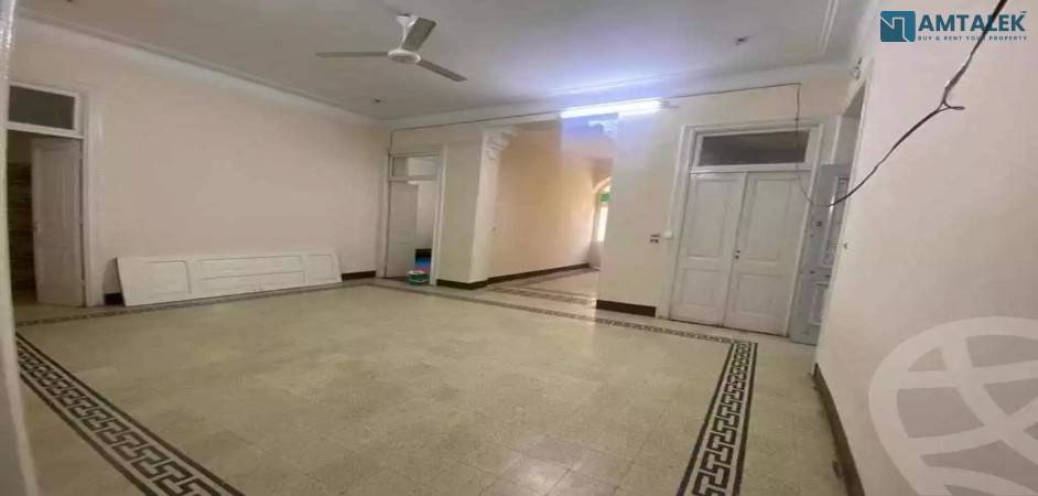 Apartment for rent in Minya, steps to the National Bank