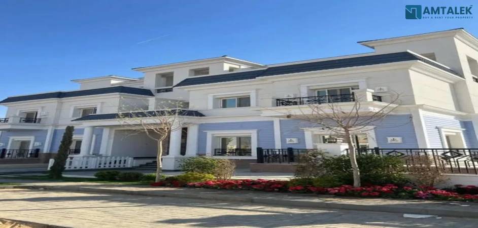 Apartment with garden, fully finished, in Sheikh Zayed, behind Mall of Arabia, from MV