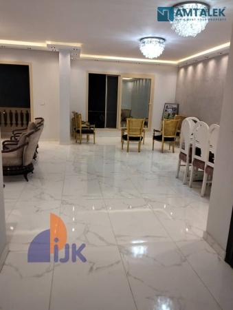 Special Apartment for Rent in the Heart of Sheikh Zayed - 300 sqm, 4-Bedroom, Wonderful View
