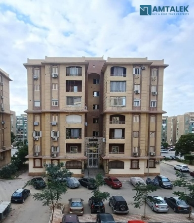 عقار سكني في أمتلك 1774797596213