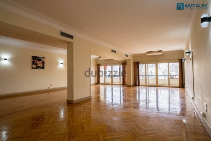 Spacious Luxury Apartment in Zamalek