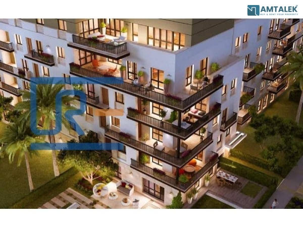 Apartment for sale in eastown -with parking area