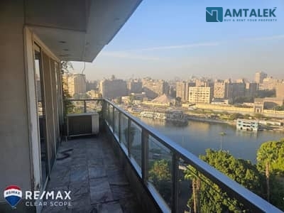 شقة مفروشة للبيع بإطلالة مباشرة على النيل - الزمالك