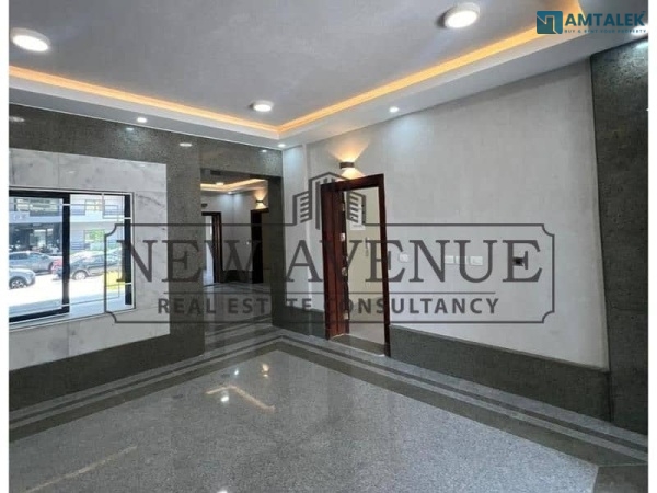 Fully Finished Penthouse with Roof Ready To Move Near Taj City Over 10 Years