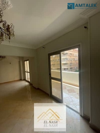 للإيجار 16000 جنيه، شقة 250 متر للإيجار في مدينة نصر على شارع حسن المأمون بالقرب من تقاطع مصطفى النحاس، للإيجار 16000 جنيه فقط