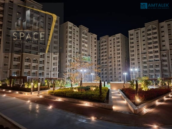 Apartment for rent in WAHA VIEW Compound, Garden View and Main Street, Nasr City