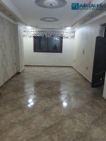 Apartment for sale in Nasr City, 8th District, Housing Bank Towers, steps from Al-Taqa Street