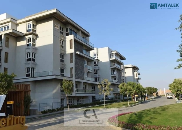 Apartment for sale in the new Mountain View area in the heart of Fifth Settlement ready for Move occupancy directly opposite Hyde Park Compound
