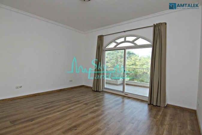 شقة hotel apartment مفروشة ومجهزة للبيع بعائد سنوي مرتفع يصل إلى 22%، جاهزة للسكن والمشاهدة فوراً، وتتوفر خطط تقسيط.