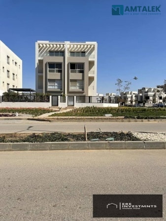 شقة للبيع بأقل سعر في السوق، موقع مميز في Hyde Park بالقاهرة الجديدة