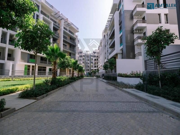 Apartment Prime view /down payment 568 K Next to Hyde Park Installments 10Y ( COMPUND THE ICON )