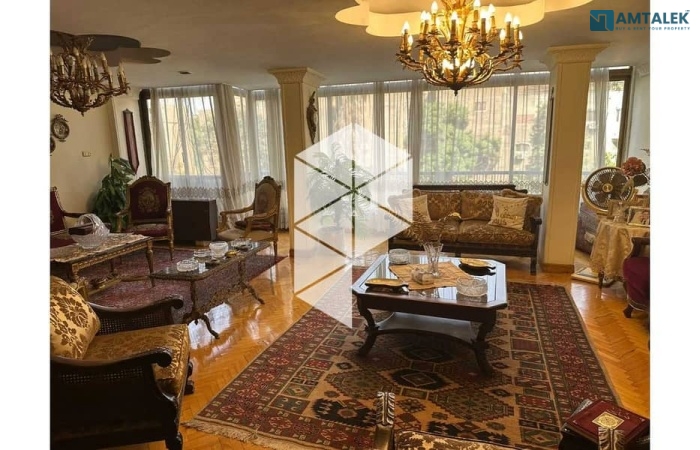 Fully Furnished 3BR apartment in Zamalek