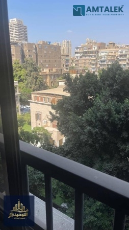 Apartment for sale in Zamalek, 120 sqm, registered with notary and garage