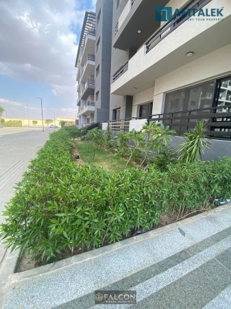 Corner apartment with a big cash discount in Il Cazar Stoda Sheraton
