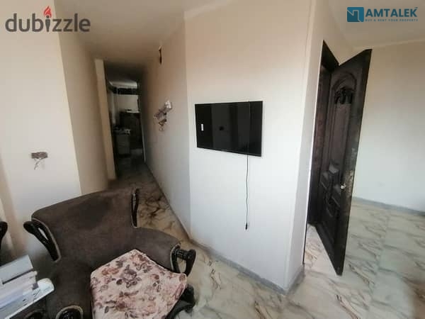 Furnished apartment in Maadi near the metro and Freedom Square, sixth floor, two rooms