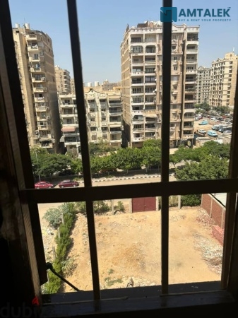 شقة ١٩٥ مترًا بالطابق السادس في الحي الثامن بمدينة نصر