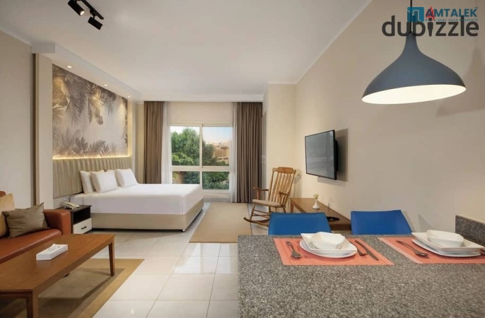 Modern furnished studio, 5 minutes to AUC, Point90